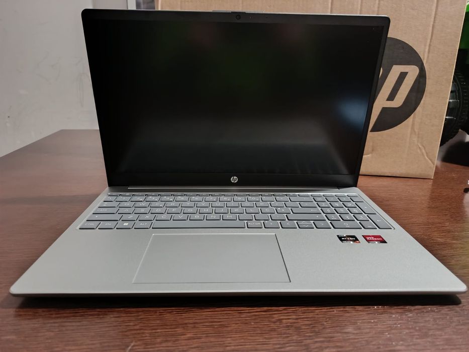 HP Amd Ryzen 7 7730U  até 4500Ghz 16 GB 512GB