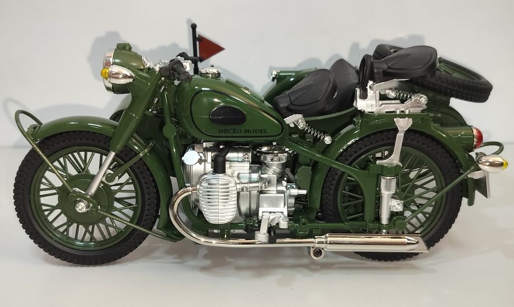 УРАЛ М-72 модель мотоцикла СССР 1:9 Металл Звук Свет