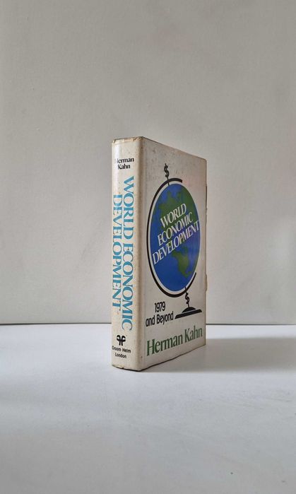 ECONOMIA - [Vários livros em inglês)