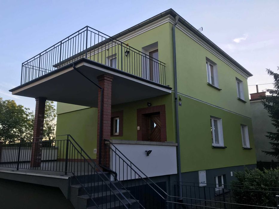 Dom do zamieszkania lub pod inwestycję