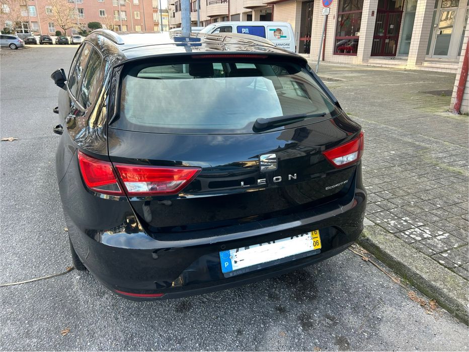 Seat Leon ST 1.6Tdi 110cv - Nacional/particular