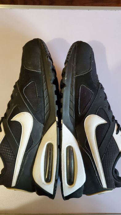 Продам Кросівки NIKE air max оригінал