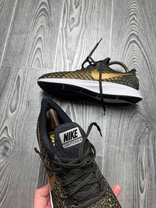 nike zoom pegasus 35 - купити чоловіче взуття - Ціна на OLX.ua