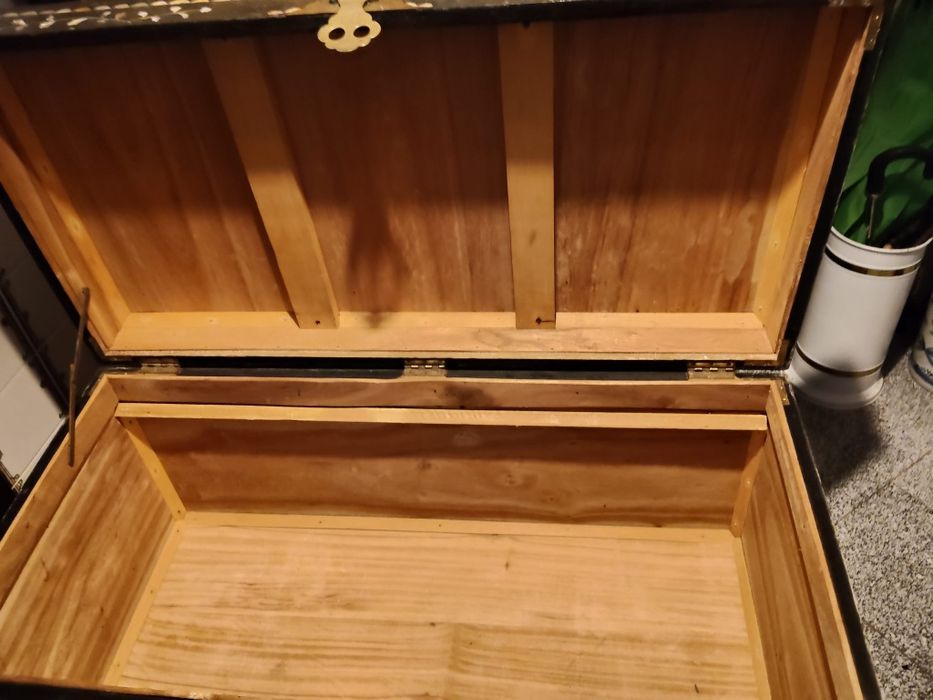 Arca baú com pendentes chinês