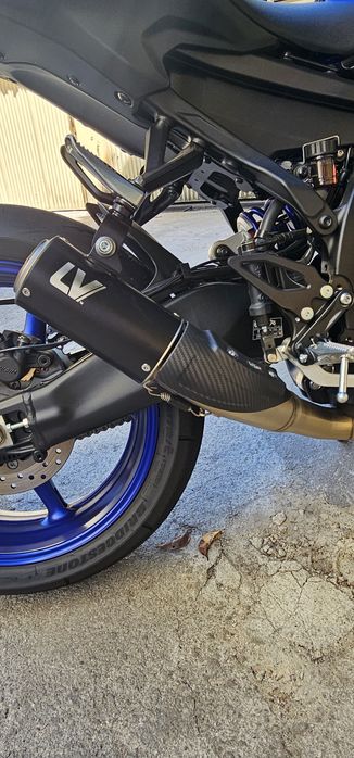 Yamaha R9 2026 icon blue