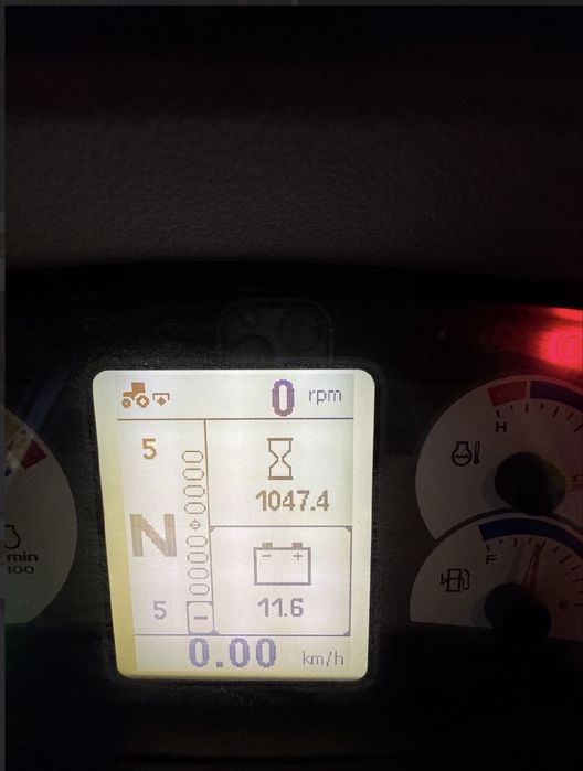 Трактор New Holland T 5.110S