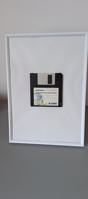 Sprzedam dyskietkę w ramce