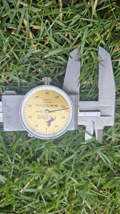 Suwmiarka zegarowa etalon