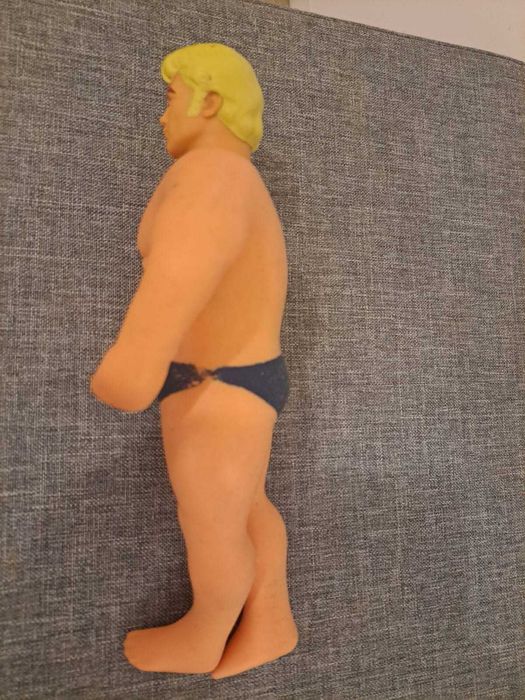 Boneco Elástico Tipo Wrestling STRETCH ARMSTRONG – Divertido