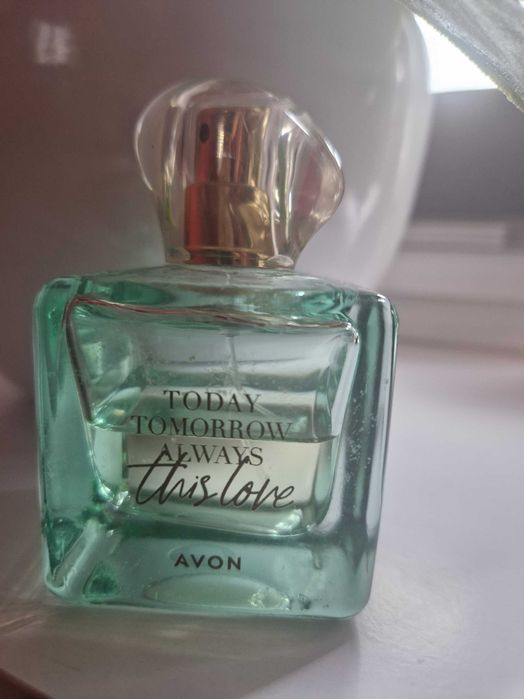 This Love Avon  perfumy  damskie