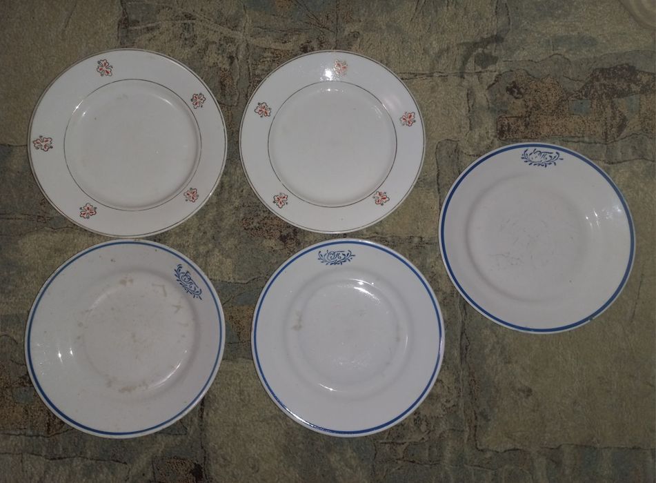 Набор посуды тарелок советских ссср плоские