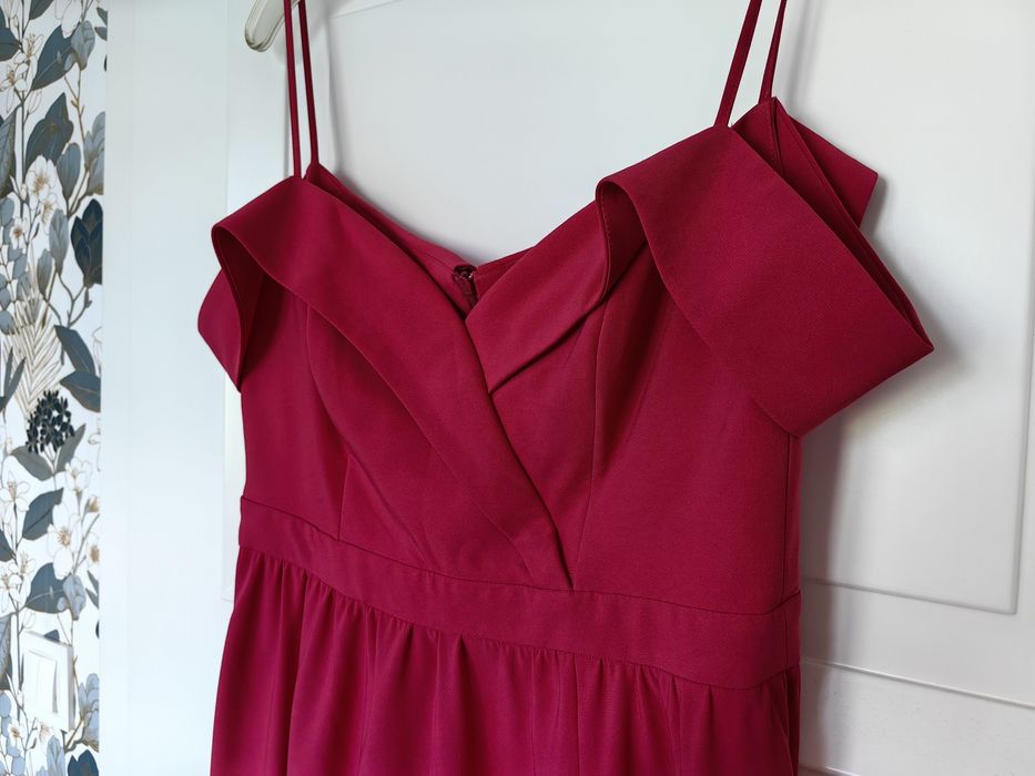 Elegancka wizytowa sukienka długa maxi z rozcięciem