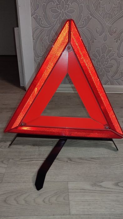 Знак аварійної зупинки