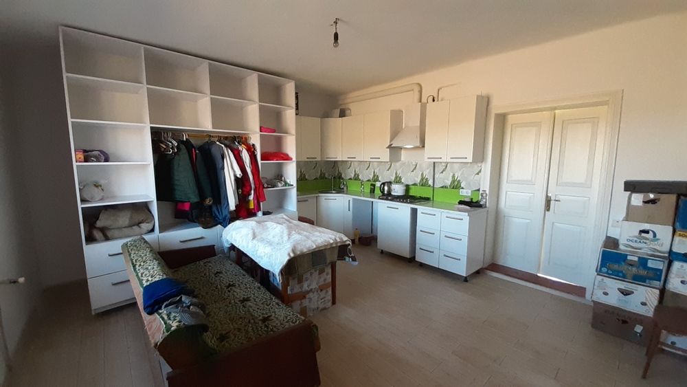 ТермПродаж житлового будинку. 84м² . ОТИНІЯ . 39соток. Комунікації