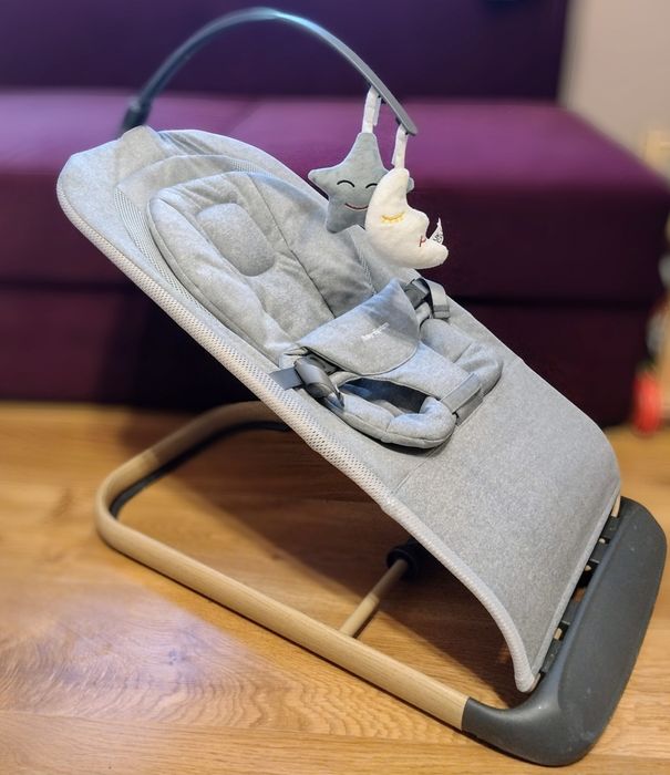 Leżaczek bujaczek Moby System Lily