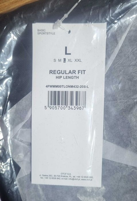 Nowa  Koszulka męska 4F Longsleeve czarna, małe logo rozmiar L