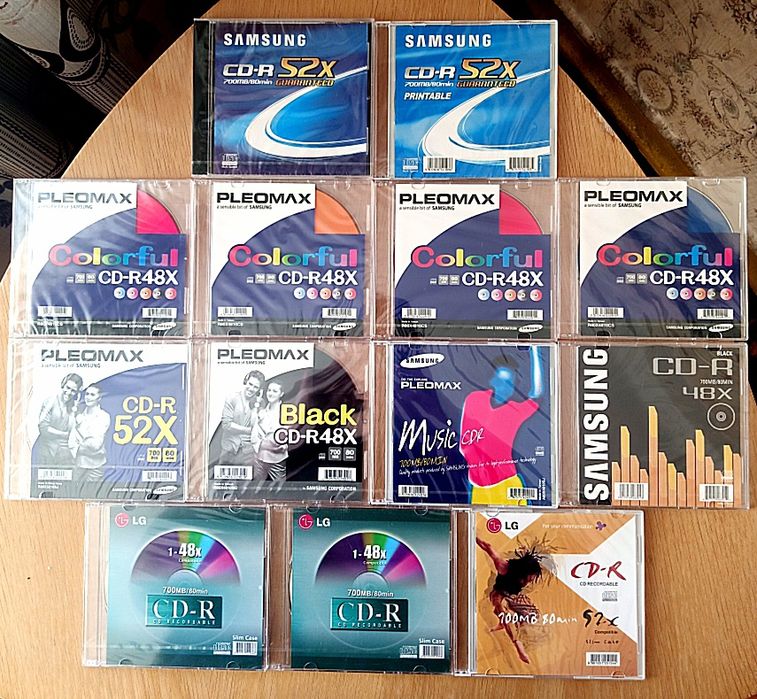 CD-R чистые диски в slim кейсах в плёнке. Запечатаные