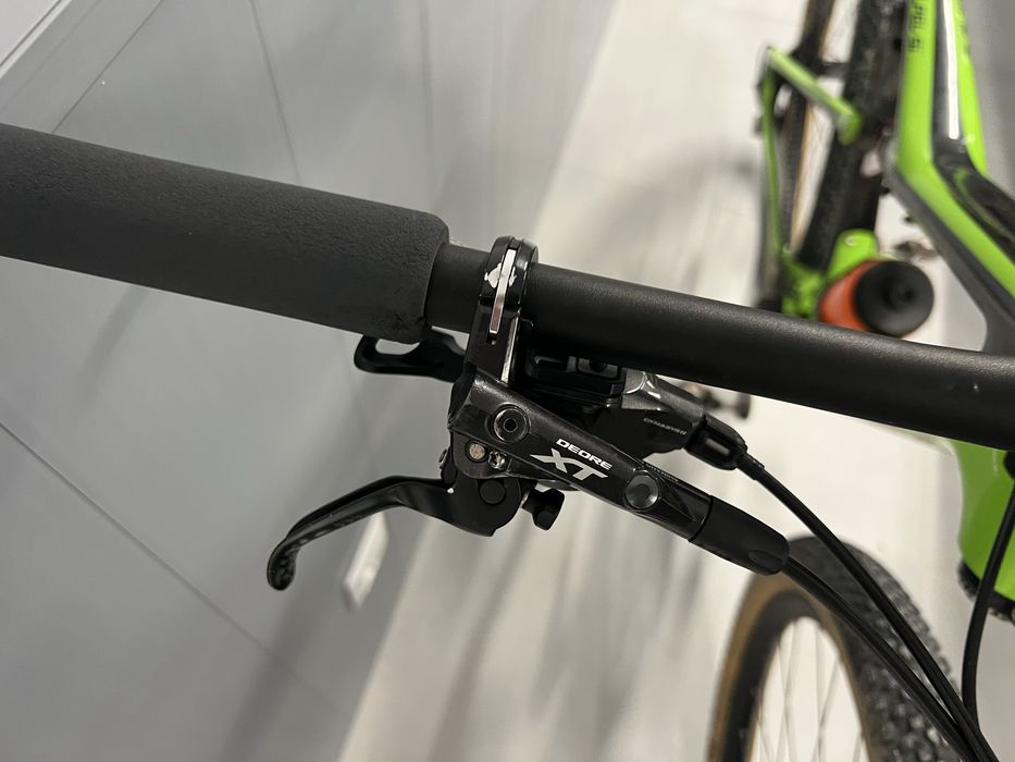 Bicicleta btt da marca cannondale