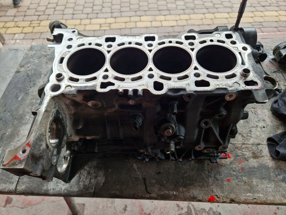 Astra J K Zafira C insignia 1.6 CDTI blok silnika