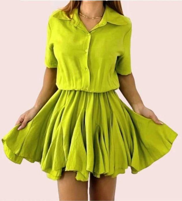 Vestido curto de mulher