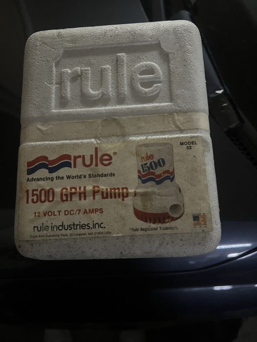 Bomba de Porão Náutica Rule 1500 GPH 12V Nova