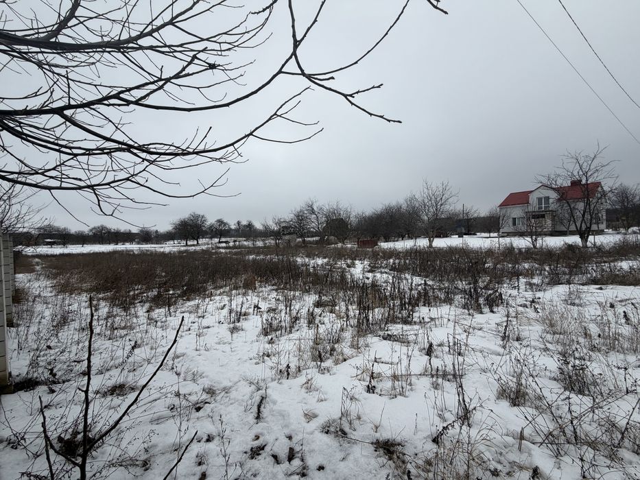 Земельна ділянка під забудову 15с, поруч житлові будинки