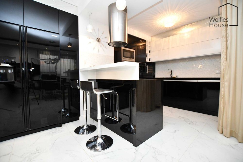 Apartament na ostatnim piętrze z tarasem | Fredry | 78 m2 | ENG