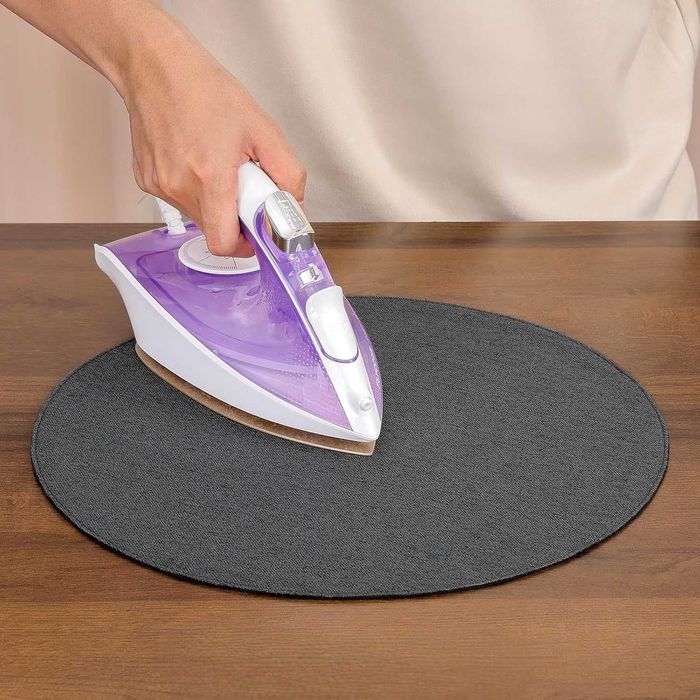 Podkładki stołowe Banchif 38 cm okrągłe 8 szt. zielono-szare