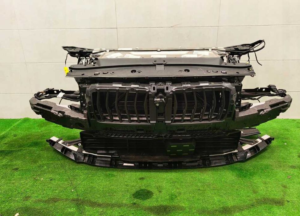Панель радиаторов телевизор BMW I4 4 G22 G23 G26 Разборка бмв 4