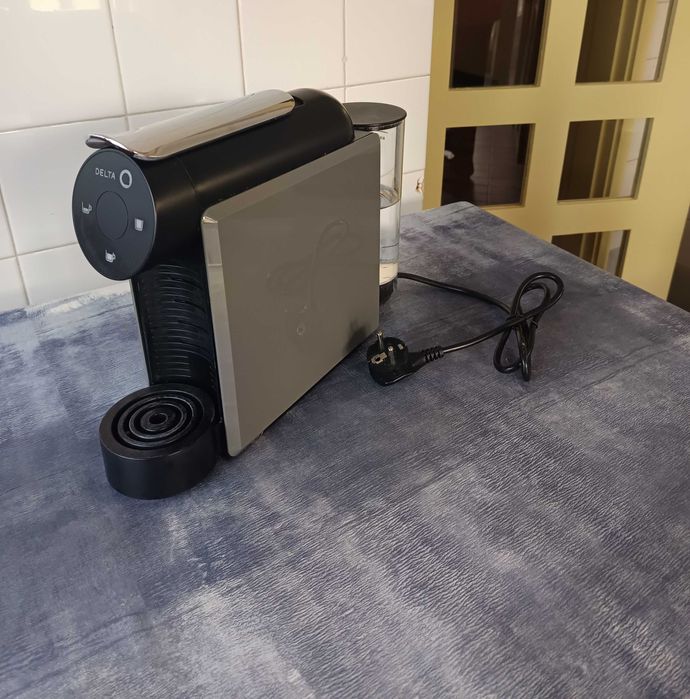 Máquina de café Delta Q Mini Qool
