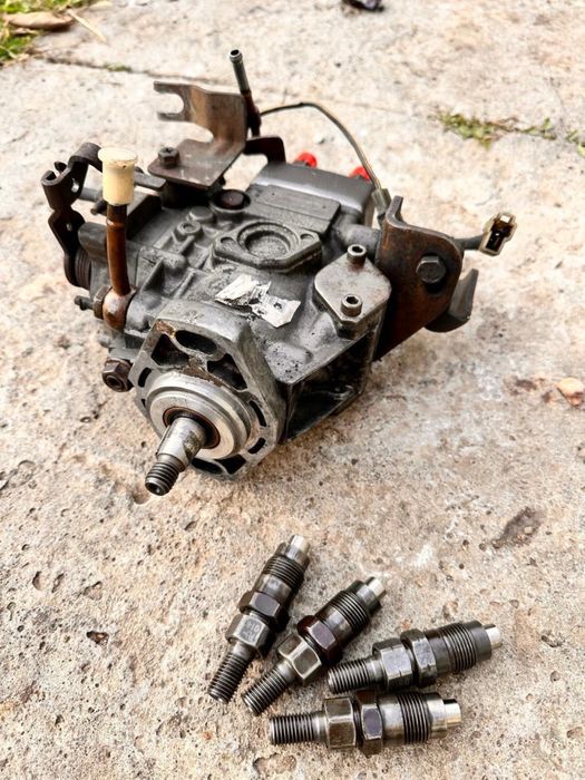 ТНВД КИА Преджио  2.7D