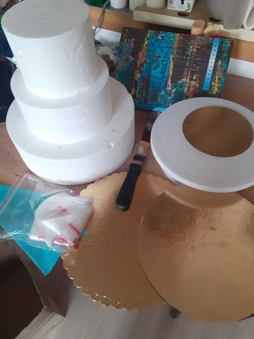 Atrapy do tortów i inne akcesoria