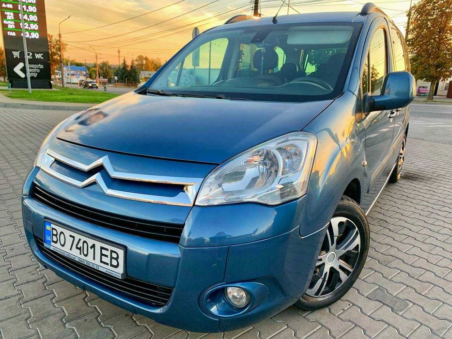 Citroen Berlingo 2010Рік. 1.6диз. Рідна фарба.