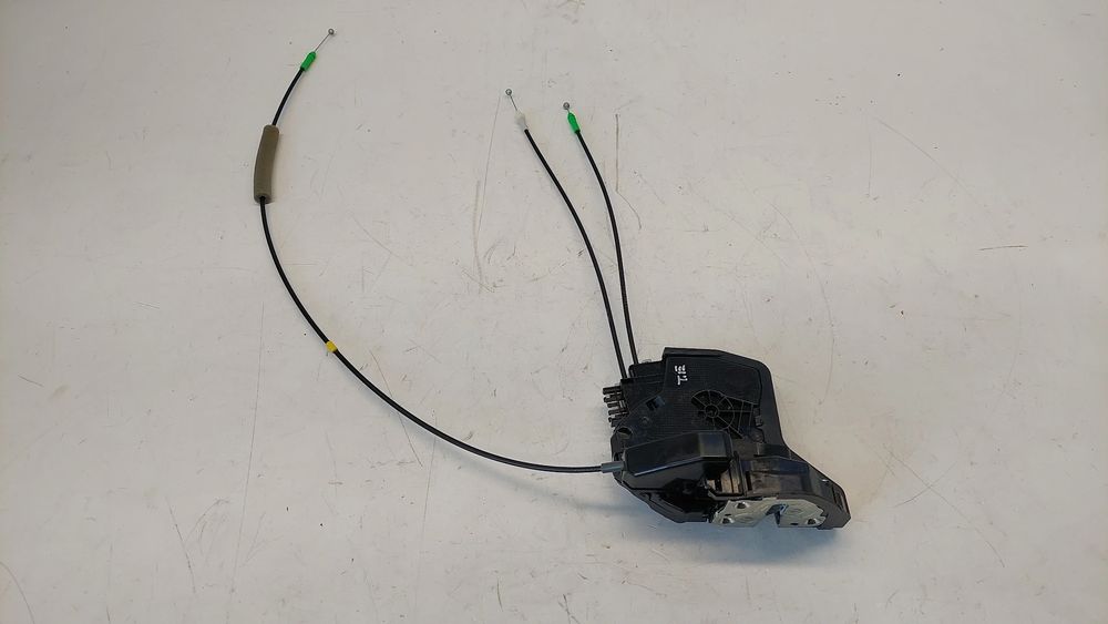 Fechadura / fecho porta trás esquerdo TOYOTA C-HR (_X2_, _H2_)
