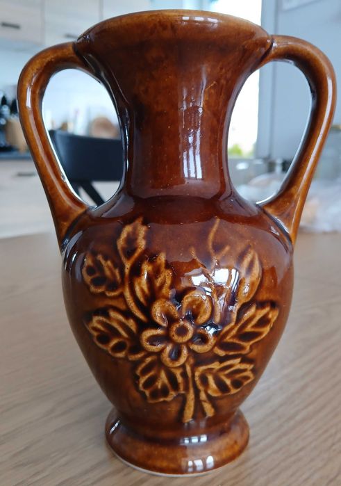 Wazon ceramiczny z okresu PRL-u