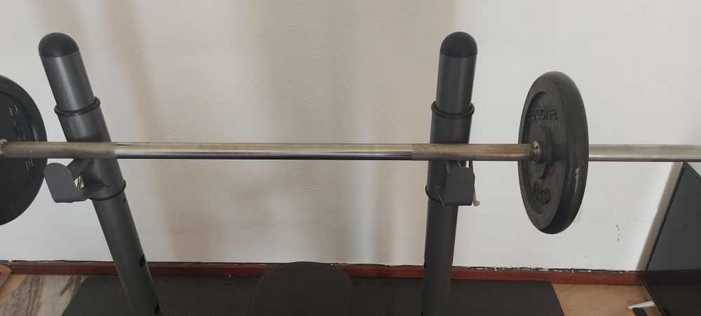 Supino, com acessórios