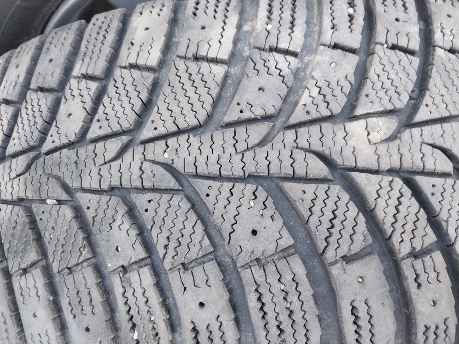 Шини на дисках LAUFENN 215/65 R16