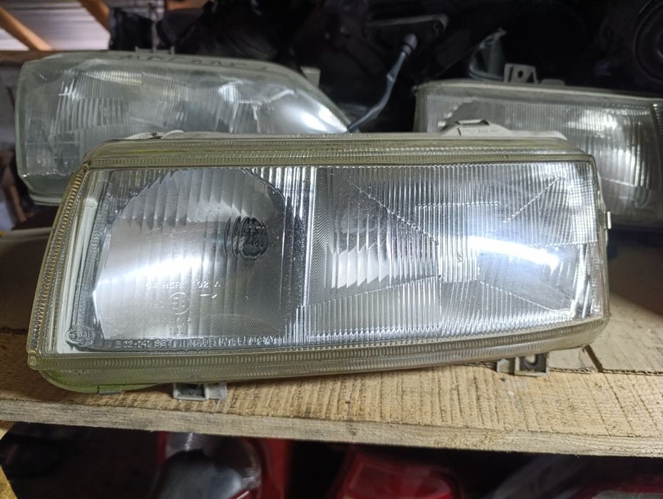 Фара ліва Пассат б4 Passat B4