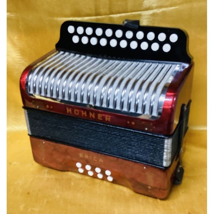 Concertina Hohner Erica à 3a voz com correias novas - pronto a tocar