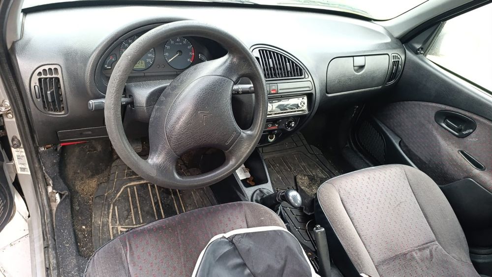 Citroën saxo muito económico