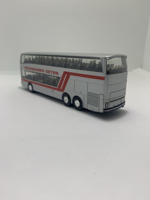 Setra S 228 DT da Herpa escala 1/87
