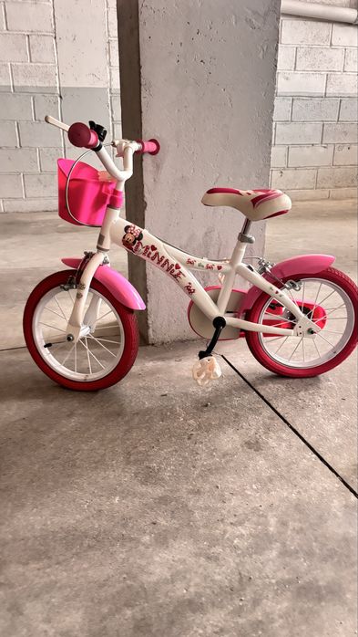 Bicicleta Infantil Minnie Mouse (14") + Rodinhas de Apoio Incluídas!