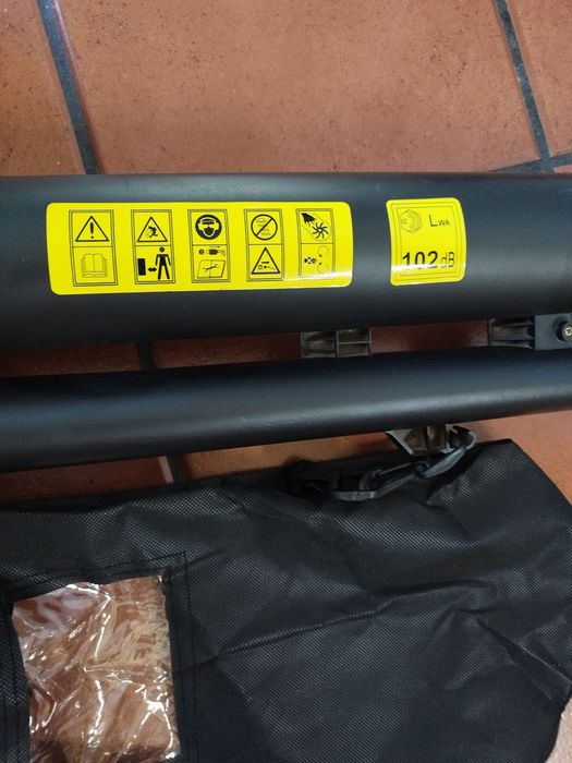 Soprador, aspirador, triturador de folhas 2800 W