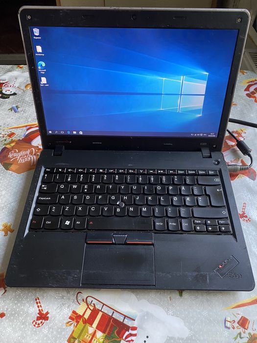 Ноутбук 13.3” Lenovo e320 i3 4Gb 320Gb