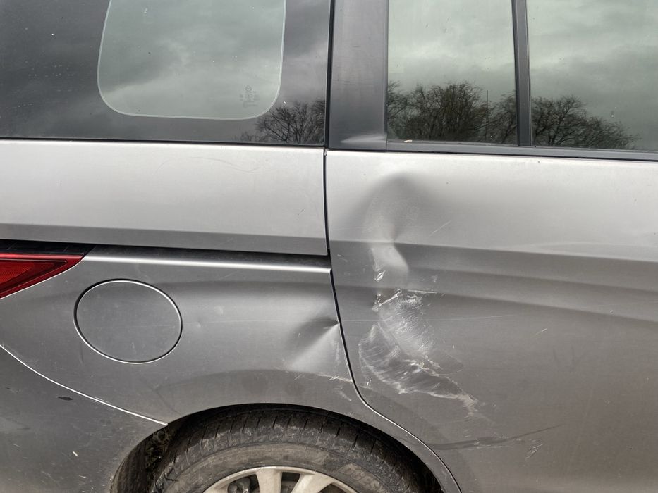 Мазда 5, 2013 рік, після ДТП