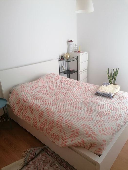 Cama/colchão Malm 140x200 gavetões