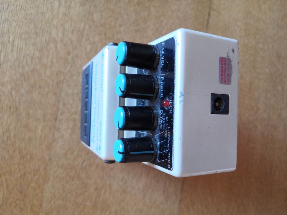 Boss dd3 Digital delay