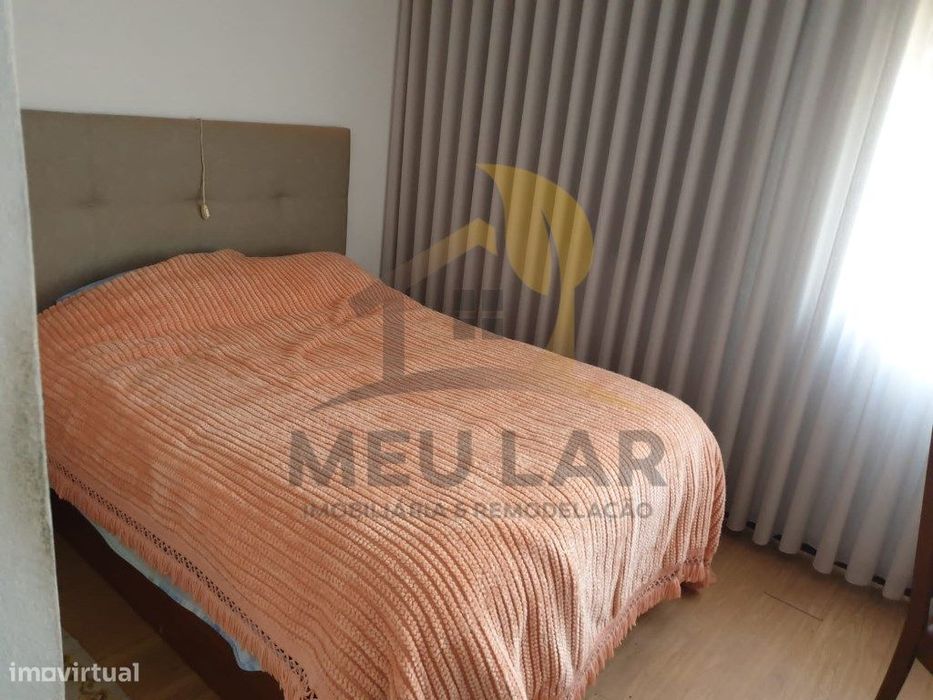 Moradia com dois terrenos — Vila Chã, Codal E Vila Cova De Perrinho, Aveiro