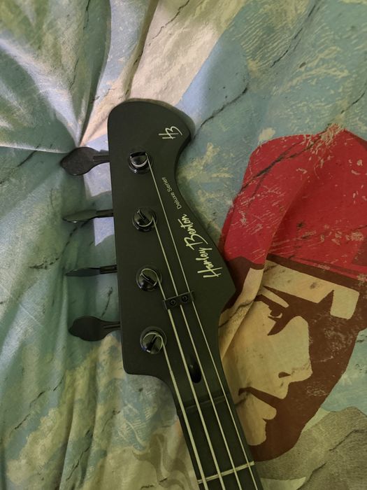 Gitara Basowa Harley Benton z wzmacniaczem