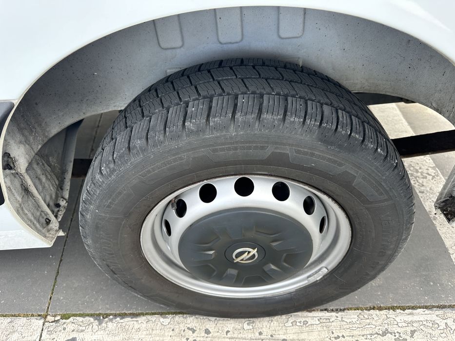 Opel Movano com km pouco